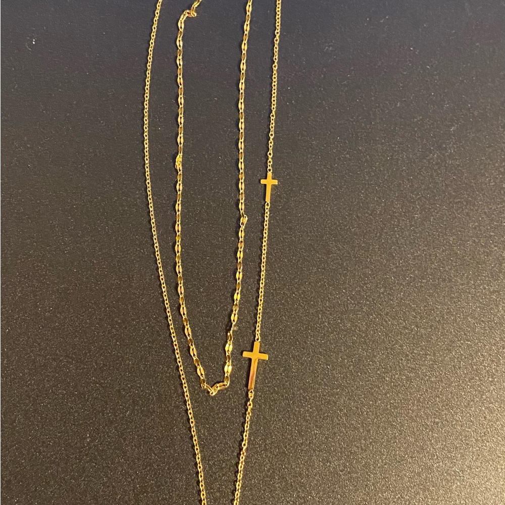 Elegant Gold Cross Necklace